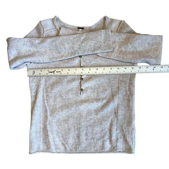 Free People Women’s Sz XS Gray Cashmere Liquid Sugar Henley Sweater - Picture 11 of 13